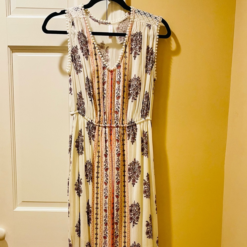 Xhiliration white maxi dress! NWOT! Size S.